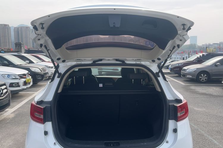 Used Zotye T300 2018 1.5L CVT Luxury Model Trunk