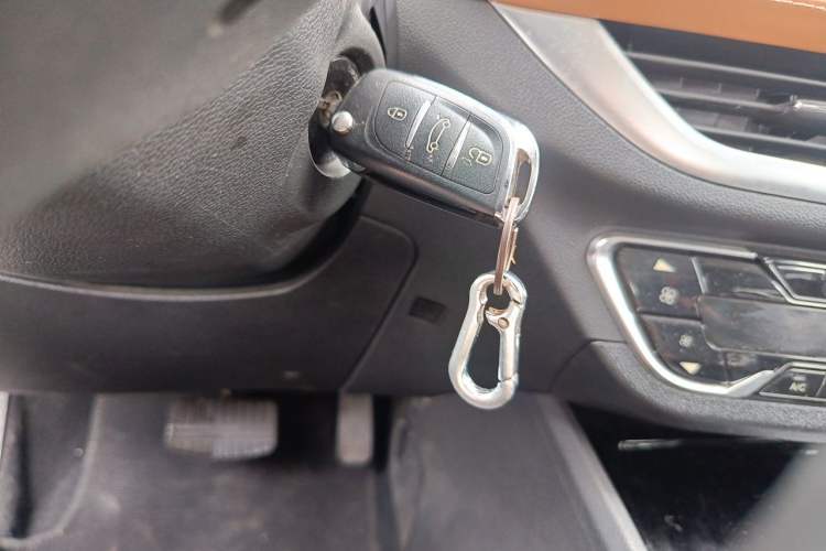 Used Zotye T300 2018 1.5L CVT Elite Model Vehicle Key