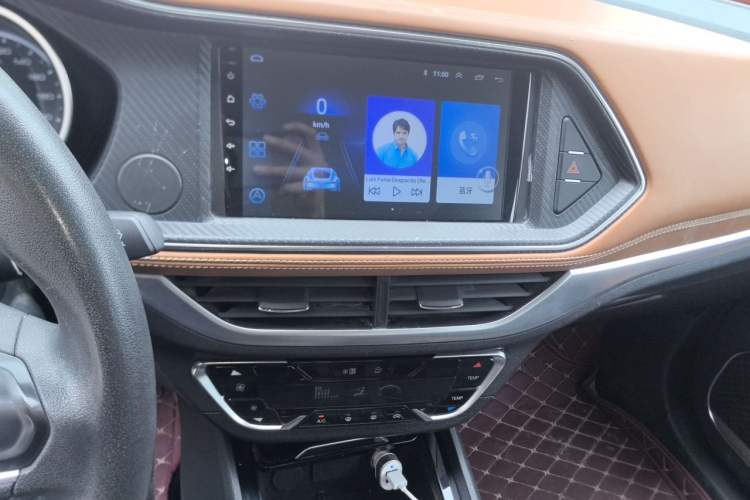 Used Zotye T300 2019 1.5L Manual "Xiao Qiang" Edition Audio And AC Panel