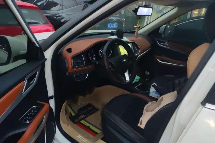 Used Zotye T300 2019 1.5L Manual "Xiao Qiang" Edition Driver Seat