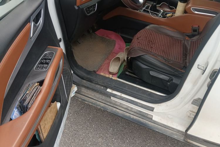 Used Zotye T300 2019 1.5L Manual "Xiao Qiang" Edition Driver Seat
