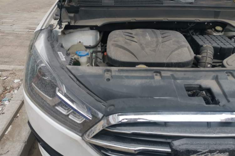 Used Zotye T300 2019 1.5L Manual "Xiao Qiang" Edition Engine Bay Right