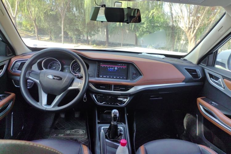 Used Zotye T300 2019 1.5L Manual "Xiao Qiang" Edition Interior 2