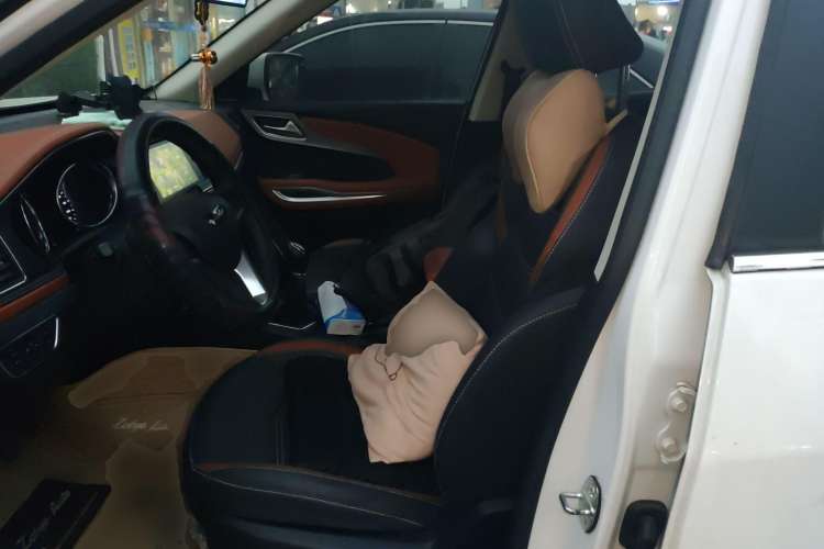 Used Zotye T300 2019 1.5L Manual "Xiao Qiang" Edition Left Front Seat
