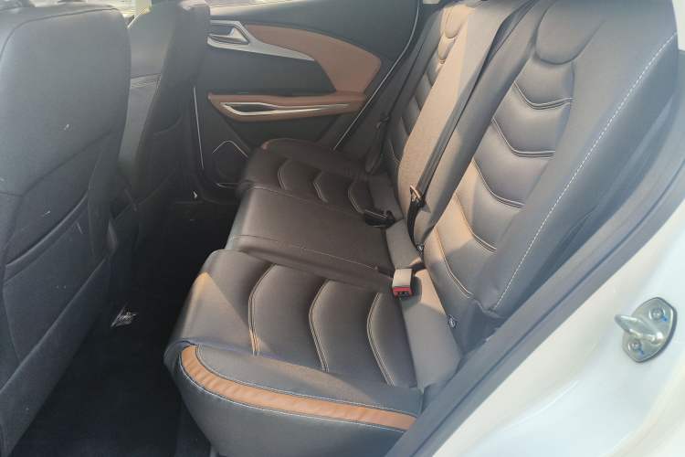 Used Zotye T300 2019 1.5L Manual "Xiao Qiang" Edition Left Rear Seat