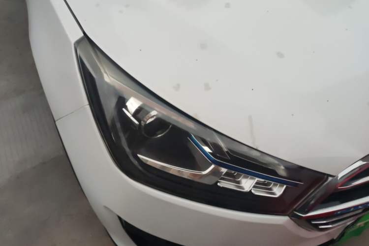 Used Zotye T300 2019 1.5L Manual "Xiao Qiang" Edition Right Front Headlight