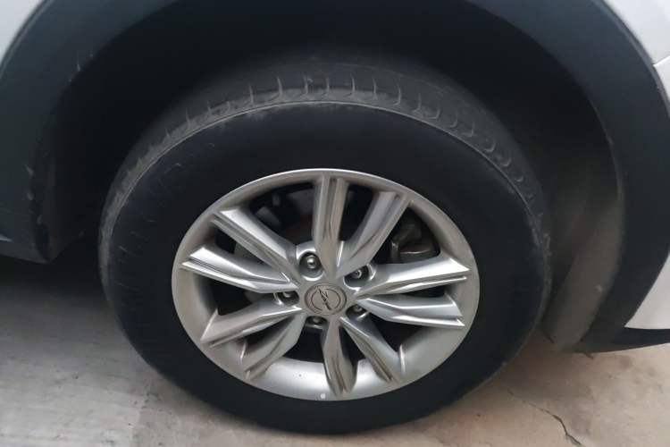 Used Zotye T300 2019 1.5L Manual "Xiao Qiang" Edition Right Front Wheel Hub