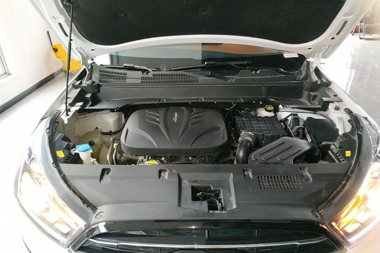 Used Zotye T300 2023 T300L 1.5L Manual Standard Edition Engine Bay