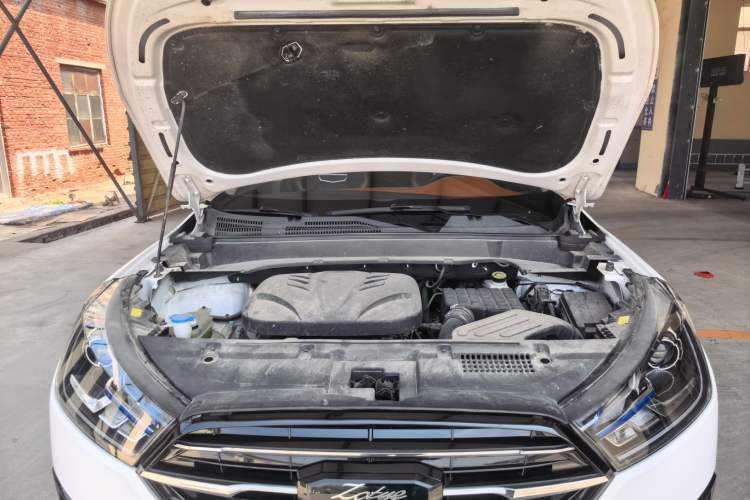 Used Zotye T300 2023 T300L 1.5L Manual Standard Edition Engine Bay