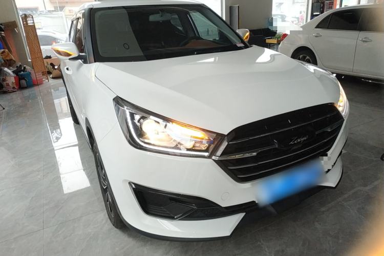 Used Zotye T300 2023 T300L 1.5L Manual Standard Edition Front Right 45 Deg