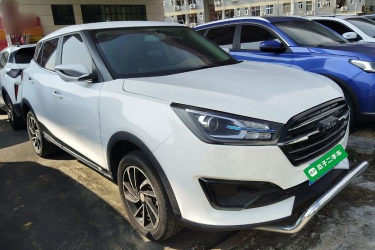 Used Zotye T300 2023 T300L 1.5L Manual Standard Edition Front Right 45 Deg