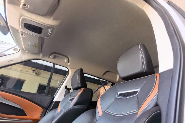 Used Zotye T300 2023 T300L 1.5L Manual Standard Edition Headliner