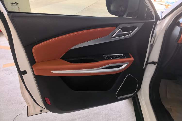 Used Zotye T300 2023 T300L 1.5L Manual Standard Edition Interior 2