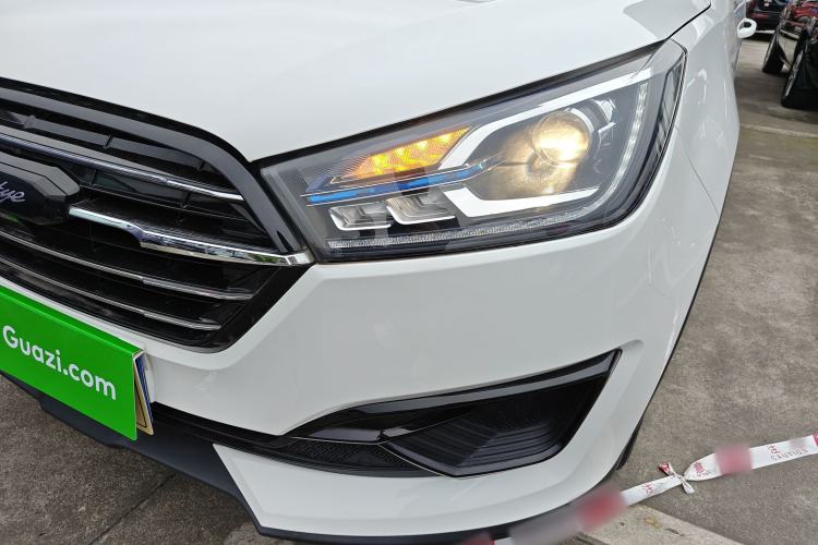 Used Zotye T300 2023 T300L 1.5L Manual Standard Edition Left Front Headlight