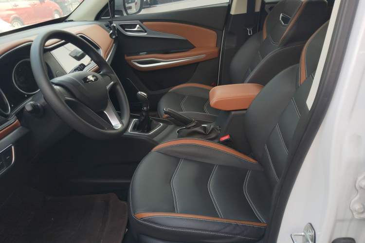 Used Zotye T300 2023 T300L 1.5L Manual Standard Edition Left Front Seat