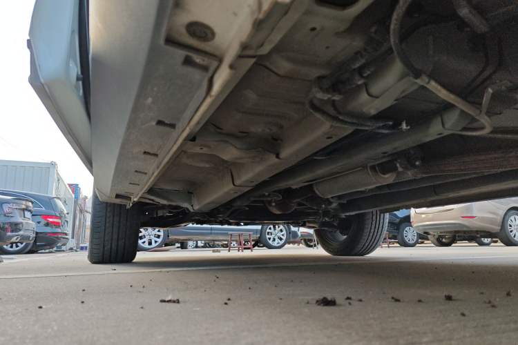 Used Zotye T300 2023 T300L 1.5L Manual Standard Edition Left Side Sill
