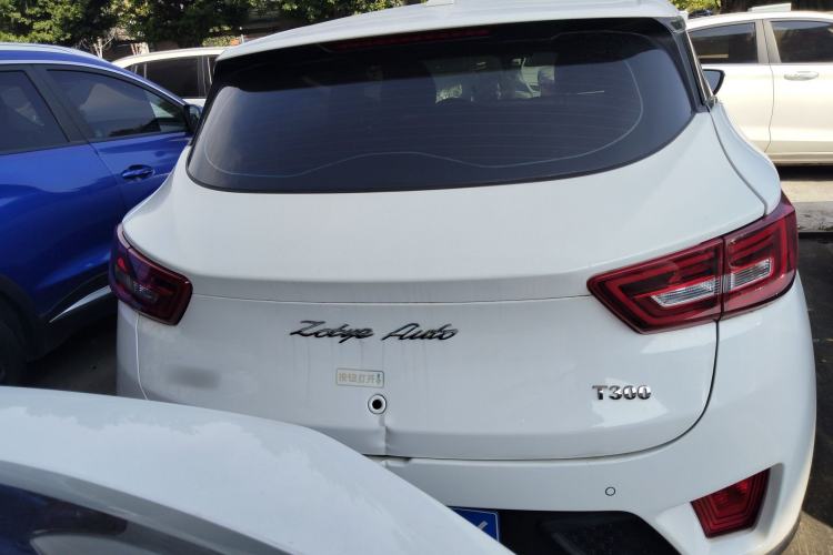 Used Zotye T300 2023 T300L 1.5L Manual Standard Edition Rear