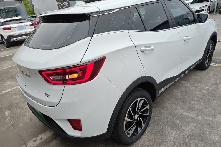 Used Zotye T300 2023 T300L 1.5L Manual Standard Edition Rear Right 45 Deg