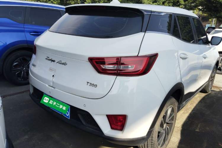 Used Zotye T300 2023 T300L 1.5L Manual Standard Edition Rear Right 45 Deg