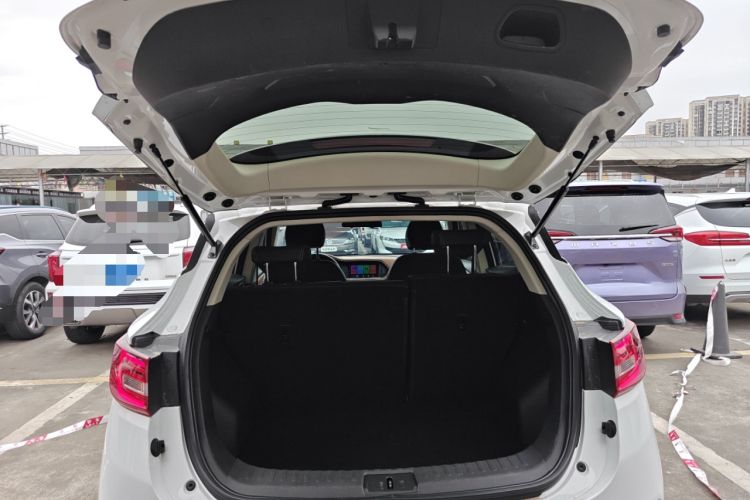 Used Zotye T300 2023 T300L 1.5L Manual Standard Edition Trunk