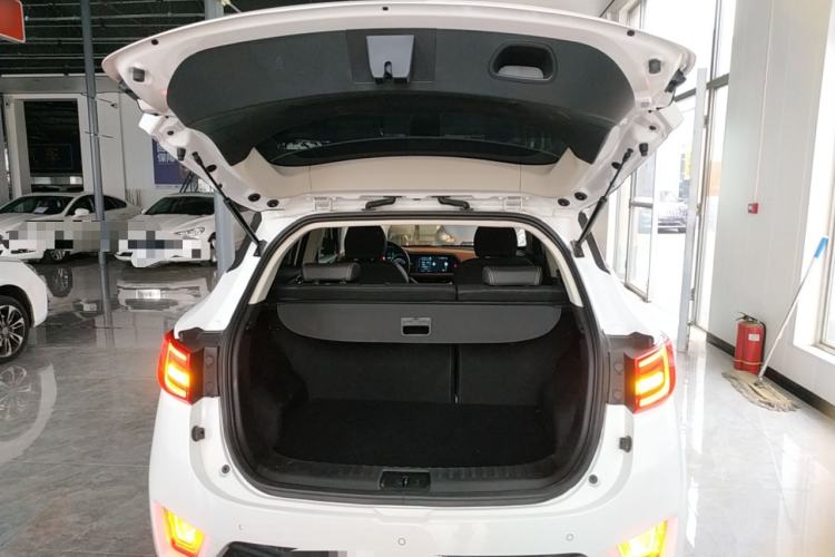 Used Zotye T300 2023 T300L 1.5L Manual Standard Edition Trunk