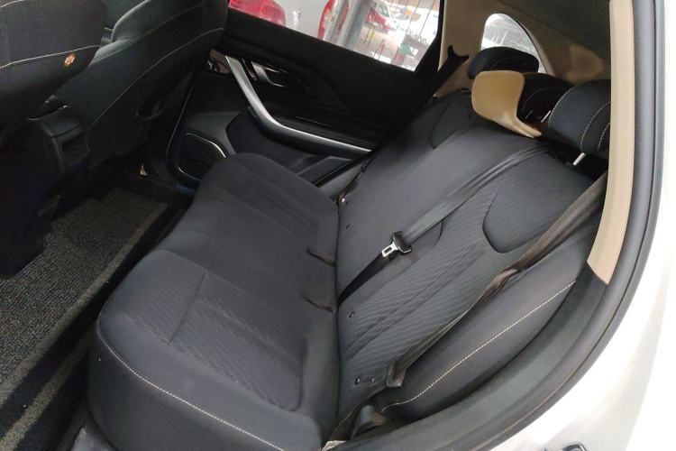 Used Zotye T500 2018 1.5T Automatic Luxury Model Interior 1