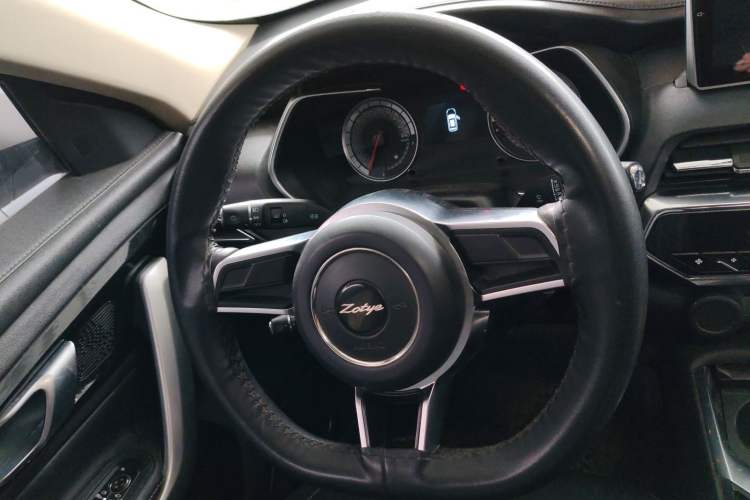 Used Zotye T500 2018 1.5T Automatic Luxury Model Steering Wheel