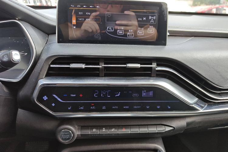 Used Zotye T500 2018 1.5T Automatic Smart Connected Prestige Model Audio And AC Panel