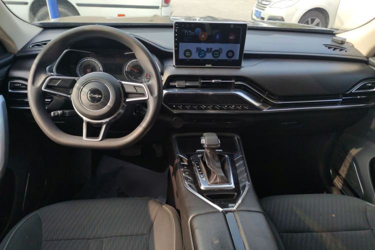 Used Zotye T500 2018 1.5T Automatic Luxury Model Center Console