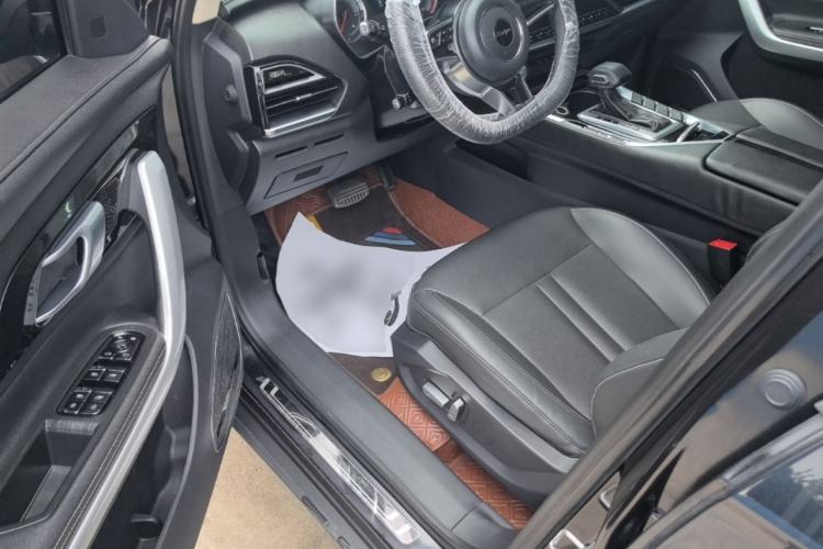 Used Zotye T500 2018 1.5T Automatic Luxury Model Driver Seat