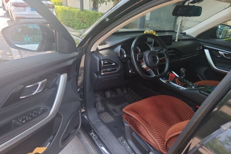 Used Zotye T500 2018 1.5T Manual Luxury Model Driver Seat