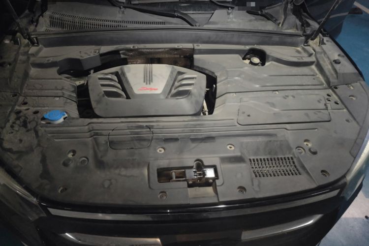 Used Zotye T500 2018 1.5T Manual Luxury Model Engine Bay