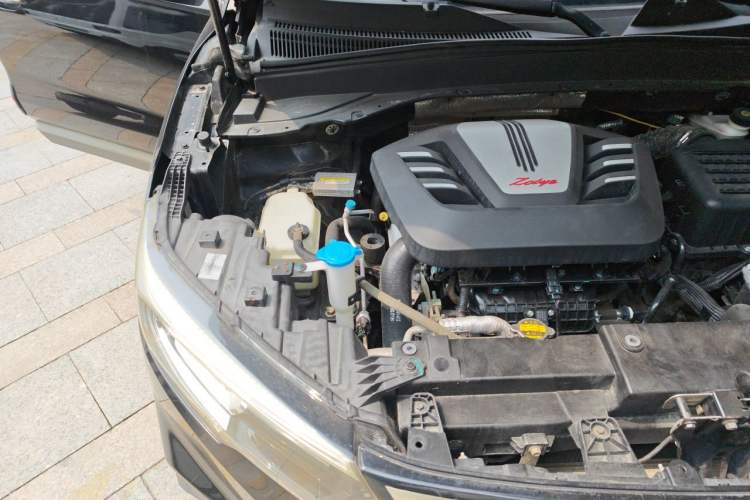 Used Zotye T500 2018 1.5T Automatic Smart Connected Prestige Model Engine Bay Right