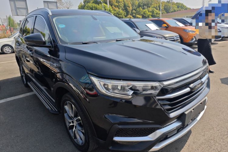 Used Zotye T500 2018 1.5T Automatic Smart Connected Prestige Model Front Right 45 Deg
