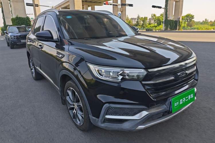 Used Zotye T500 2018 1.5T Automatic Smart Connected Prestige Model Front Right 45 Deg