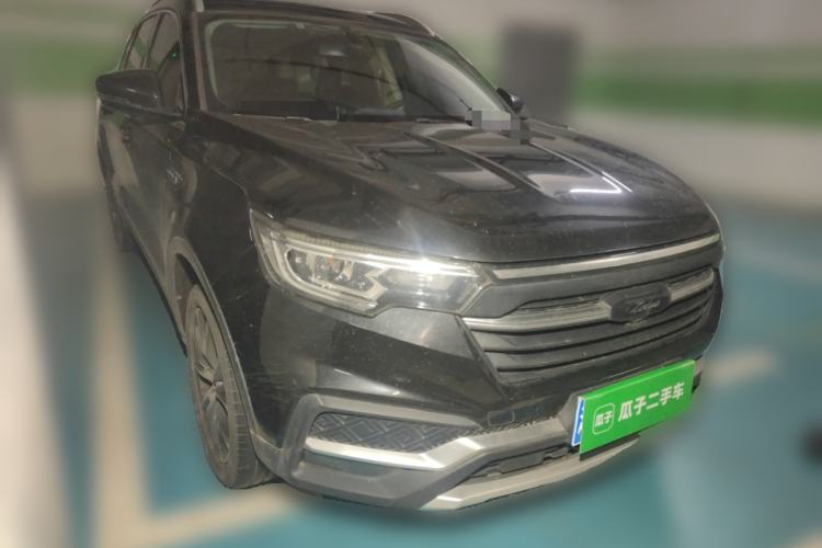 Used Zotye T500 2018 1.5T Manual Luxury Model Front Right 45 Deg