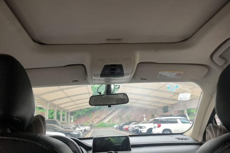 Used Zotye T500 2018 1.5T Automatic Luxury Model Headliner