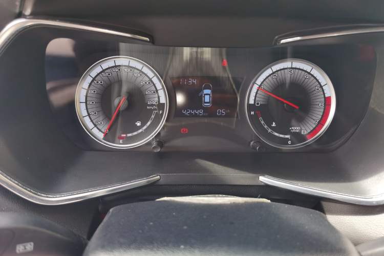Used Zotye T500 2018 1.5T Manual Luxury Model Instrument Cluster