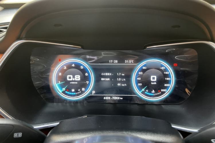 Used Zotye T500 2018 1.5T Automatic Smart Connected Prestige Model Instrument Cluster