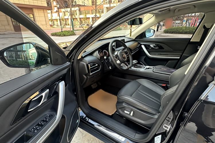 Used Zotye T500 2018 1.5T Automatic Luxury Model Interior 2