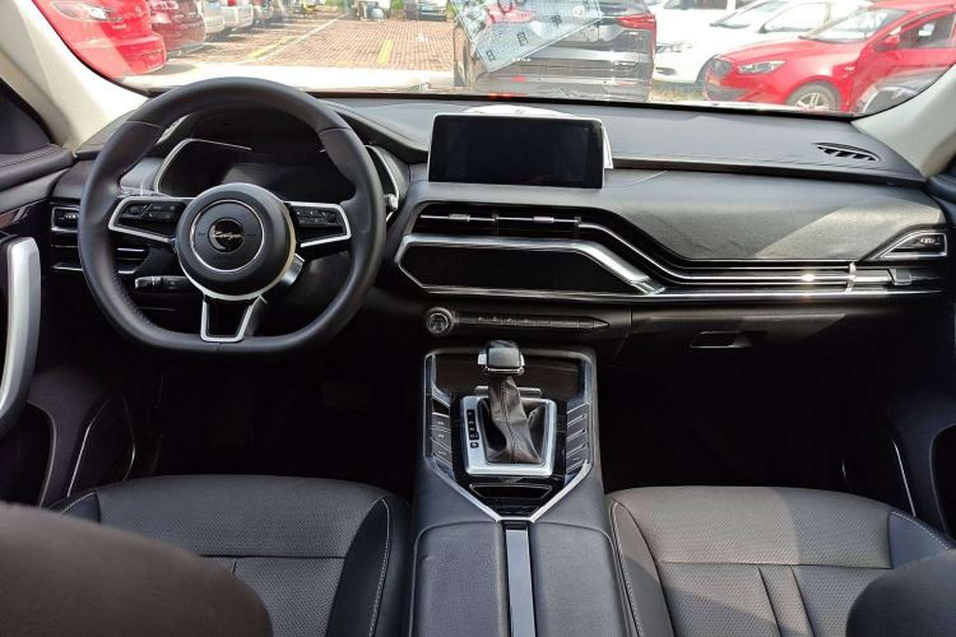 Used Zotye T500 2018 1.5T Automatic Smart Connected Prestige Model Interior 3