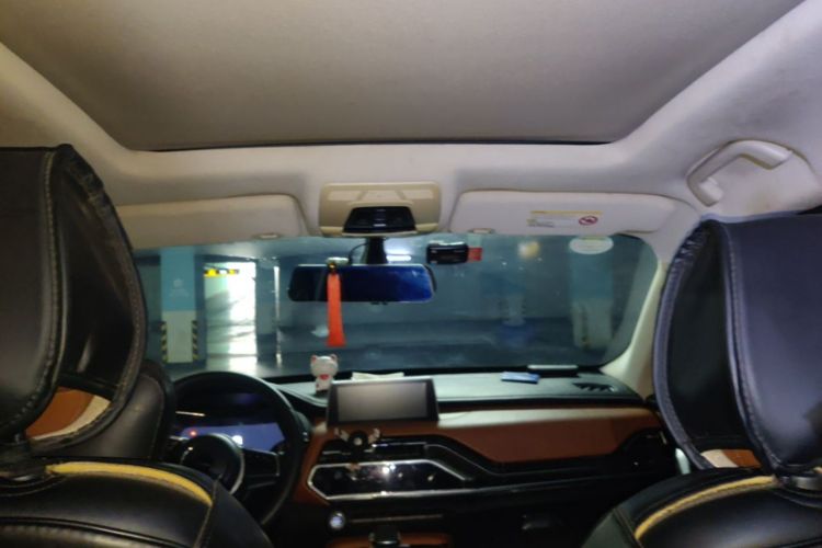 Used Zotye T500 2018 1.5T Automatic Smart Connected Prestige Model Interior 5