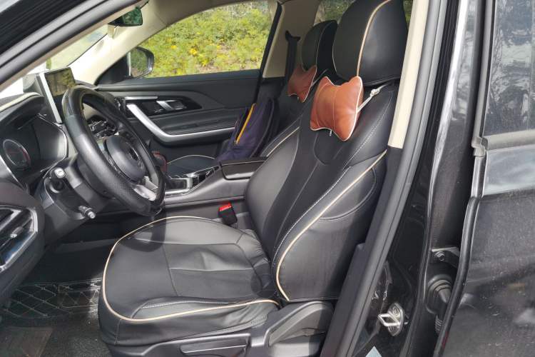 Used Zotye T500 2018 1.5T Manual Luxury Model Left Front Seat