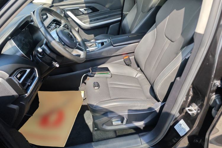 Used Zotye T500 2018 1.5T Automatic Smart Connected Prestige Model Left Front Seat
