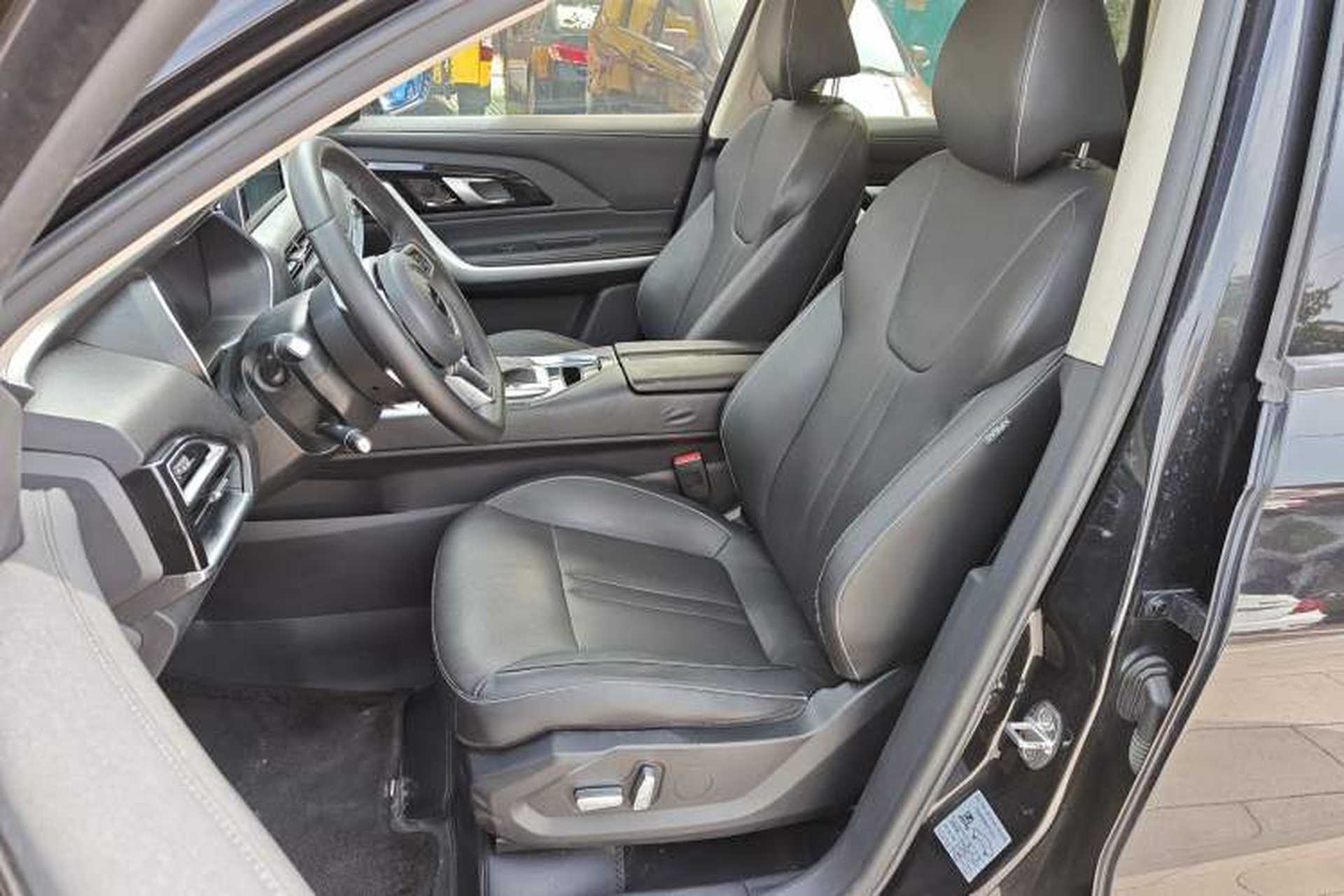 Used Zotye T500 2018 1.5T Automatic Smart Connected Prestige Model Left Front Seat