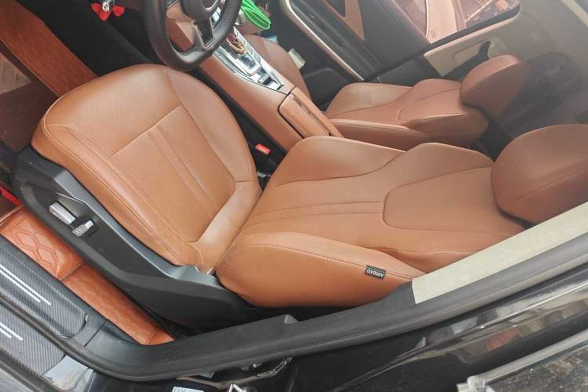 Used Zotye T500 2018 1.5T Automatic Smart Connected Prestige Model Left Front Seat