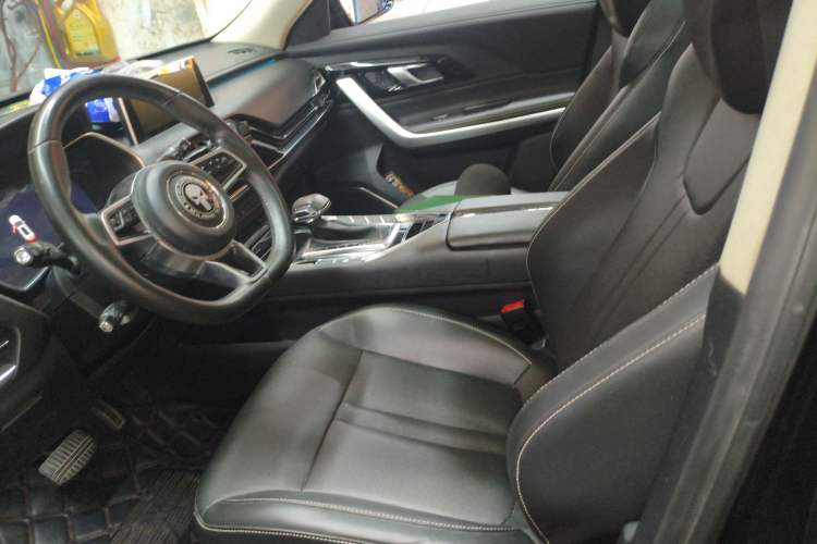 Used Zotye T500 2018 1.5T Automatic Smart Connected Prestige Model Left Front Seat