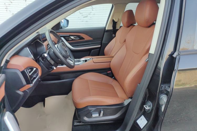 Used Zotye T500 2018 1.5T Automatic Smart Connected Prestige Model Left Front Seat