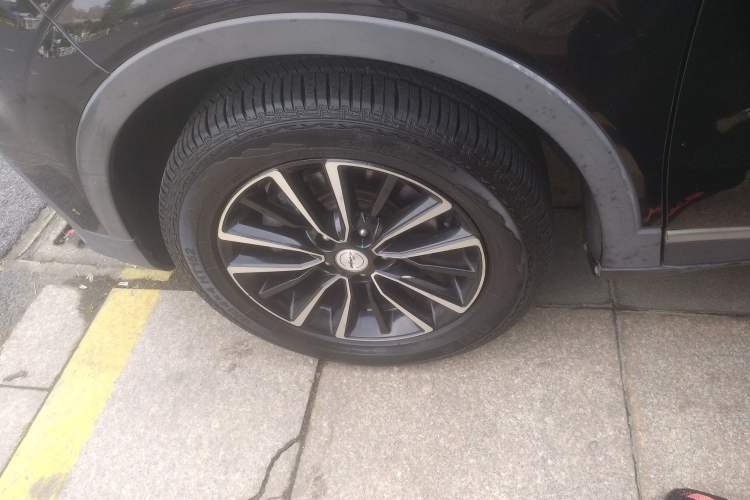 Used Zotye T500 2018 1.5T Automatic Luxury Model Left Front Wheel Hub