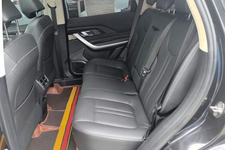 Used Zotye T500 2018 1.5T Automatic Luxury Model Left Rear Seat